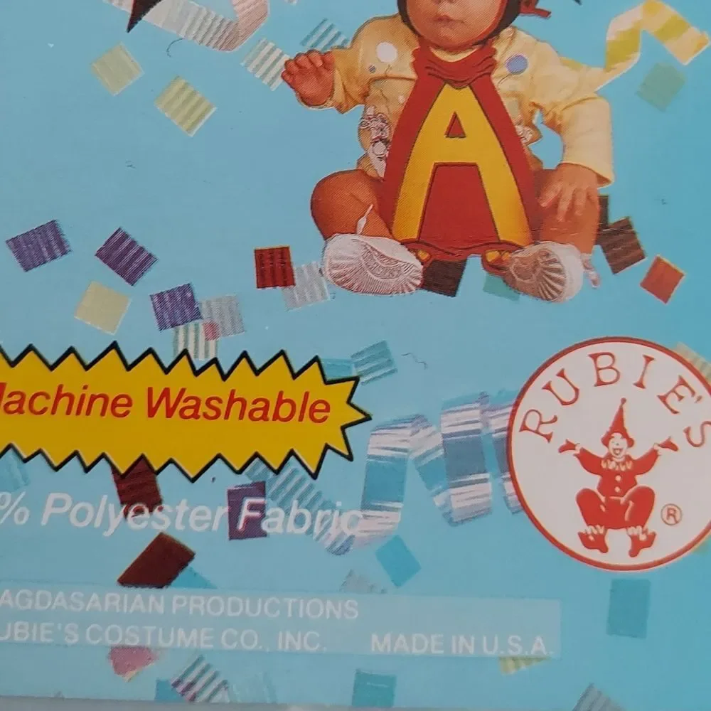 Vintage 1991 Rubie's Costume Alvin and the Chipmunks Bonnet & Bib Set - Picture 4 of 4